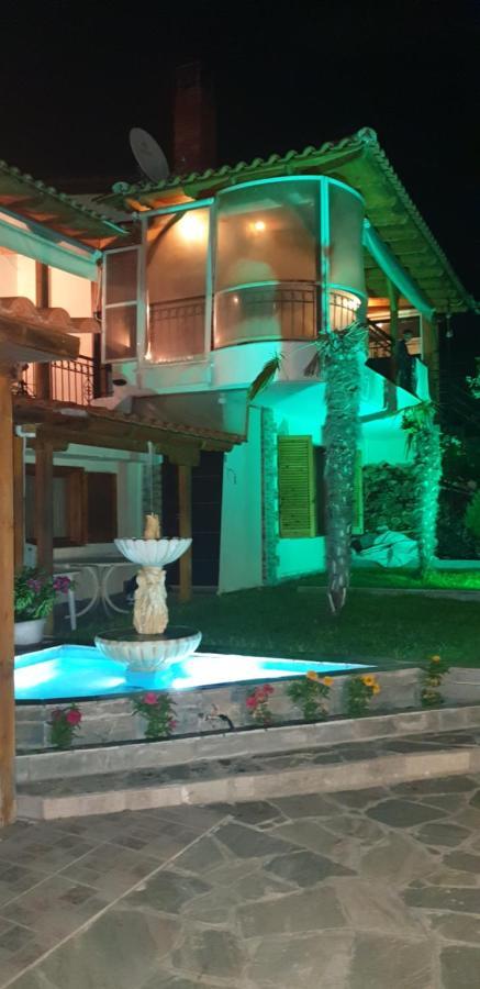 Privilege Suites Nea Kallikrateia Exterior photo