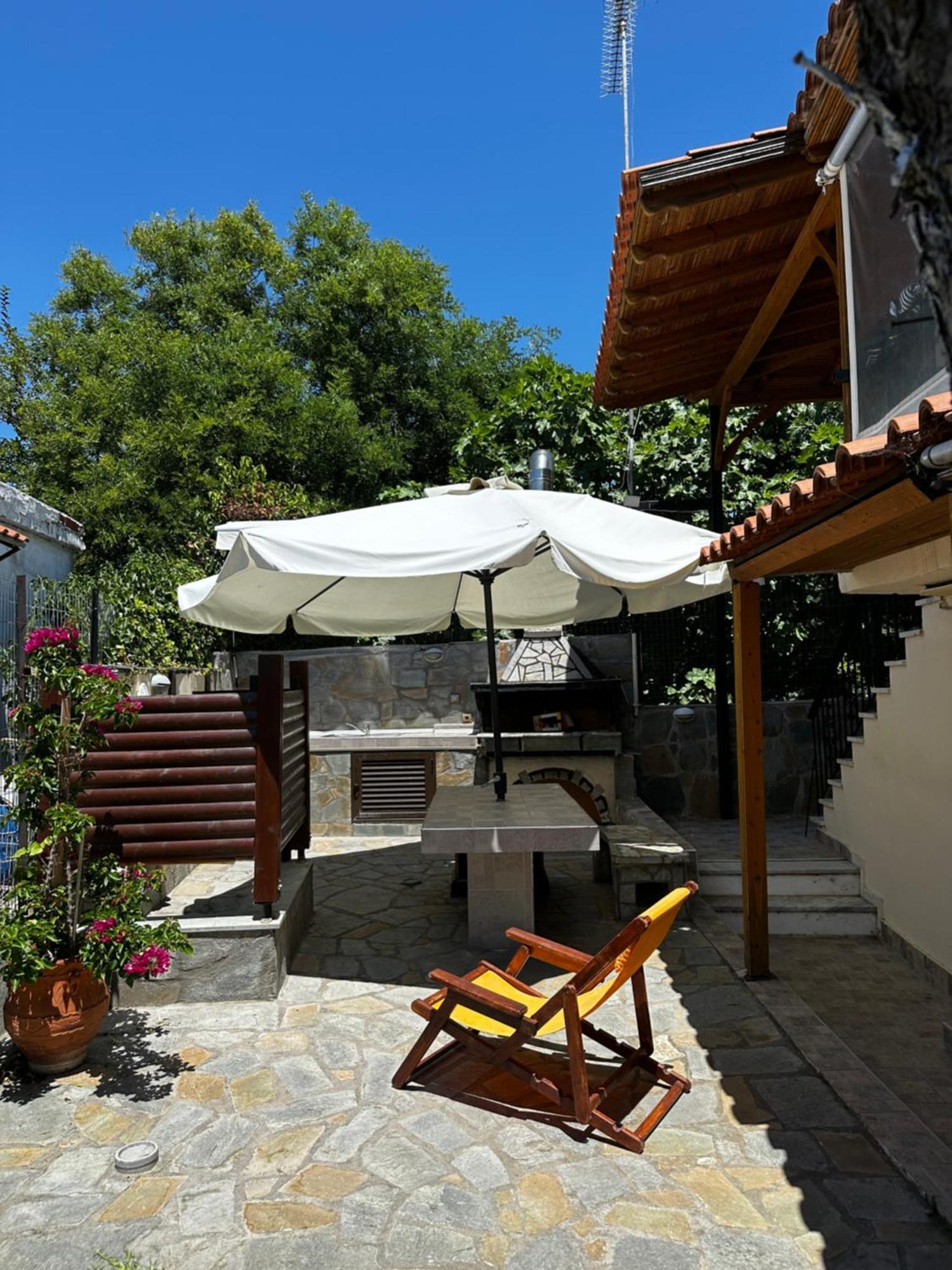 Privilege Suites Nea Kallikrateia Exterior photo